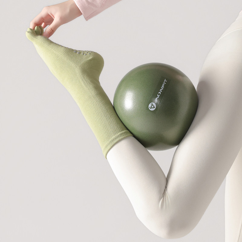 ถุงเท้าโยคะผู้หญิง 1 คู่ สีลูก - Pilates With Yoga บทวิจารณ์และราคา